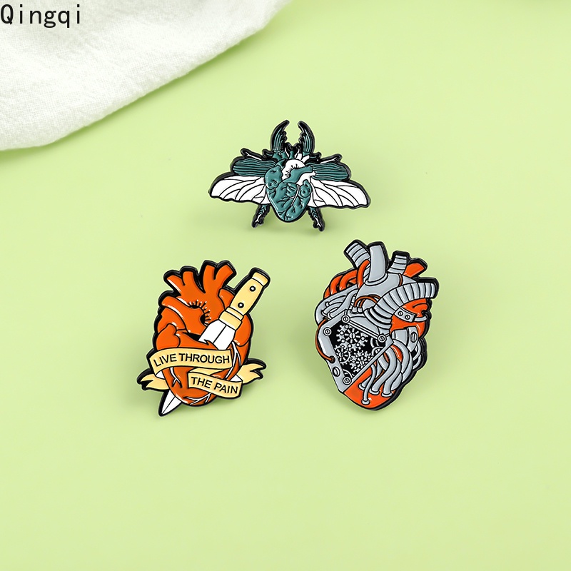 Ghim cài áo Miss Zoe hình hoạt họa phong cách cá tính