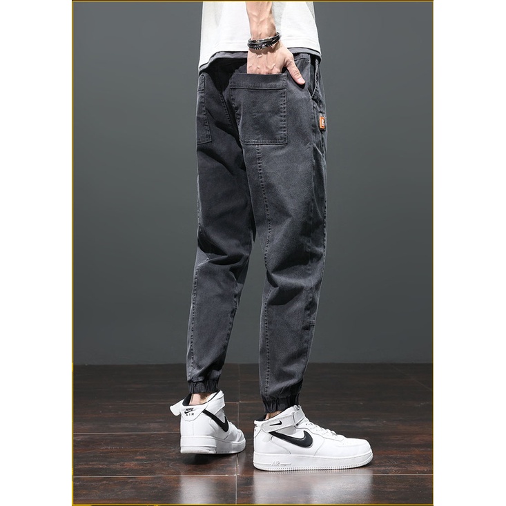Quần Jeans Jogger nam màu đen logo thêu bó gấu lưng chun 745w 2021 pon.mens | BigBuy360 - bigbuy360.vn