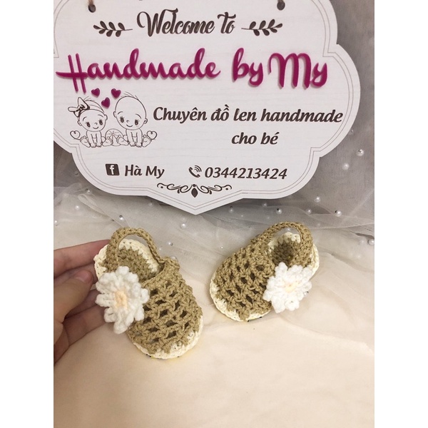 Sandan hoa cúc cho bé gái