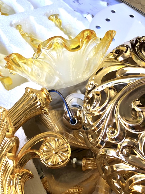 Đèn chùm Trang Trí Nội Thất Hoa Vàng 8-15 Tay Hàng đẹp - Tặng Kèm Bóng Nến