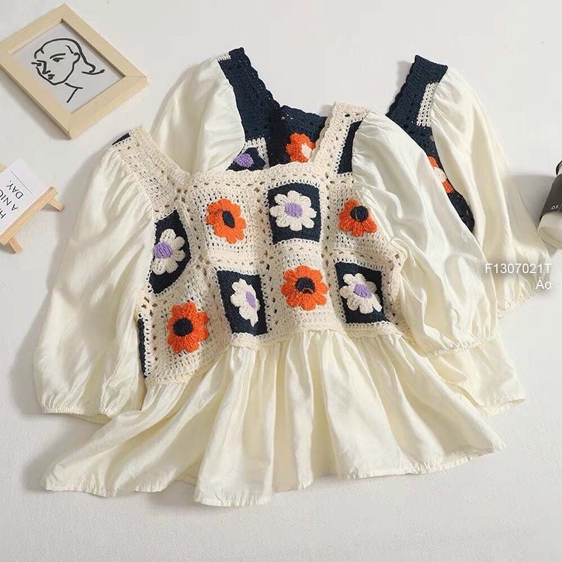 Áo phối len thêu ô hoa màu tay bo ống lai TT1307