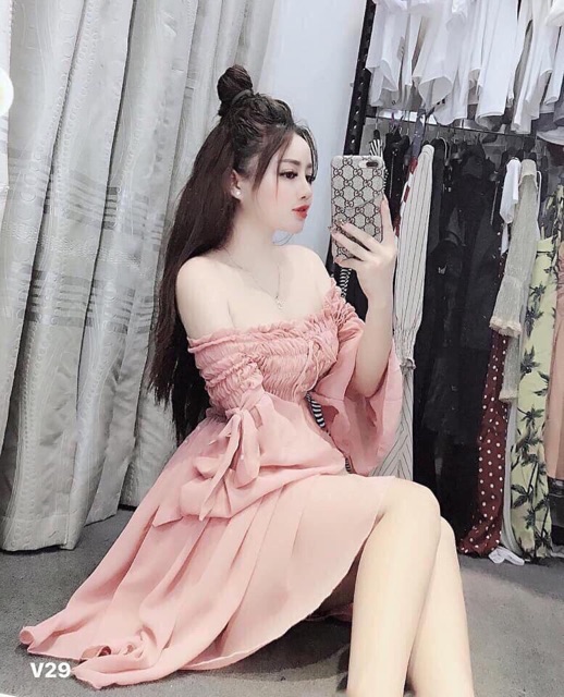 Đầm trễ vai nhún cột nơ tay - Hình sàn chụp thật | BigBuy360 - bigbuy360.vn