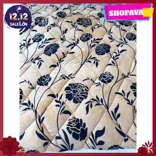 Chăn Lông Cừu Hoa Văn Việt Nam Cao Cấp Hình dây hoa đen nền vàng