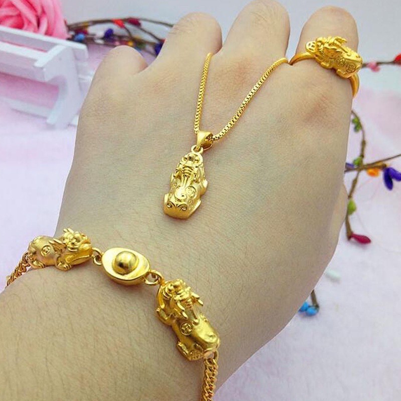BỘ 3 TUỲ HƯU ( VÒNG TAY, NHẪN, MẶT DÂY CHUYỀN)