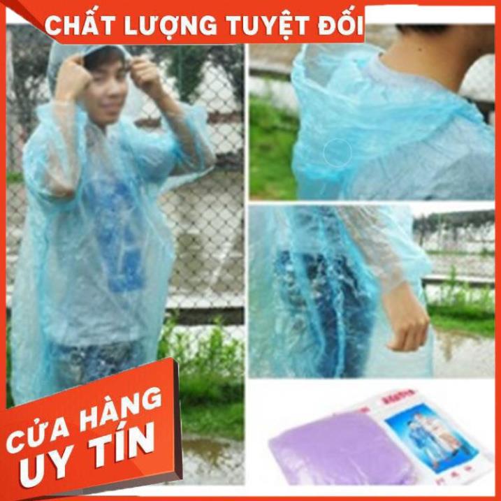 (Video Clip)  Áo Mưa Trùm Đâu Tiện Lợi Mặc Một Lần