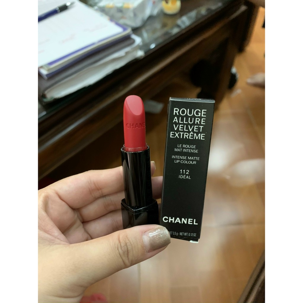 Sỉ son Son Lì Rouge Allure Velvet Extreme Màu 112 Eternel ( NEW)- đỏ tươi