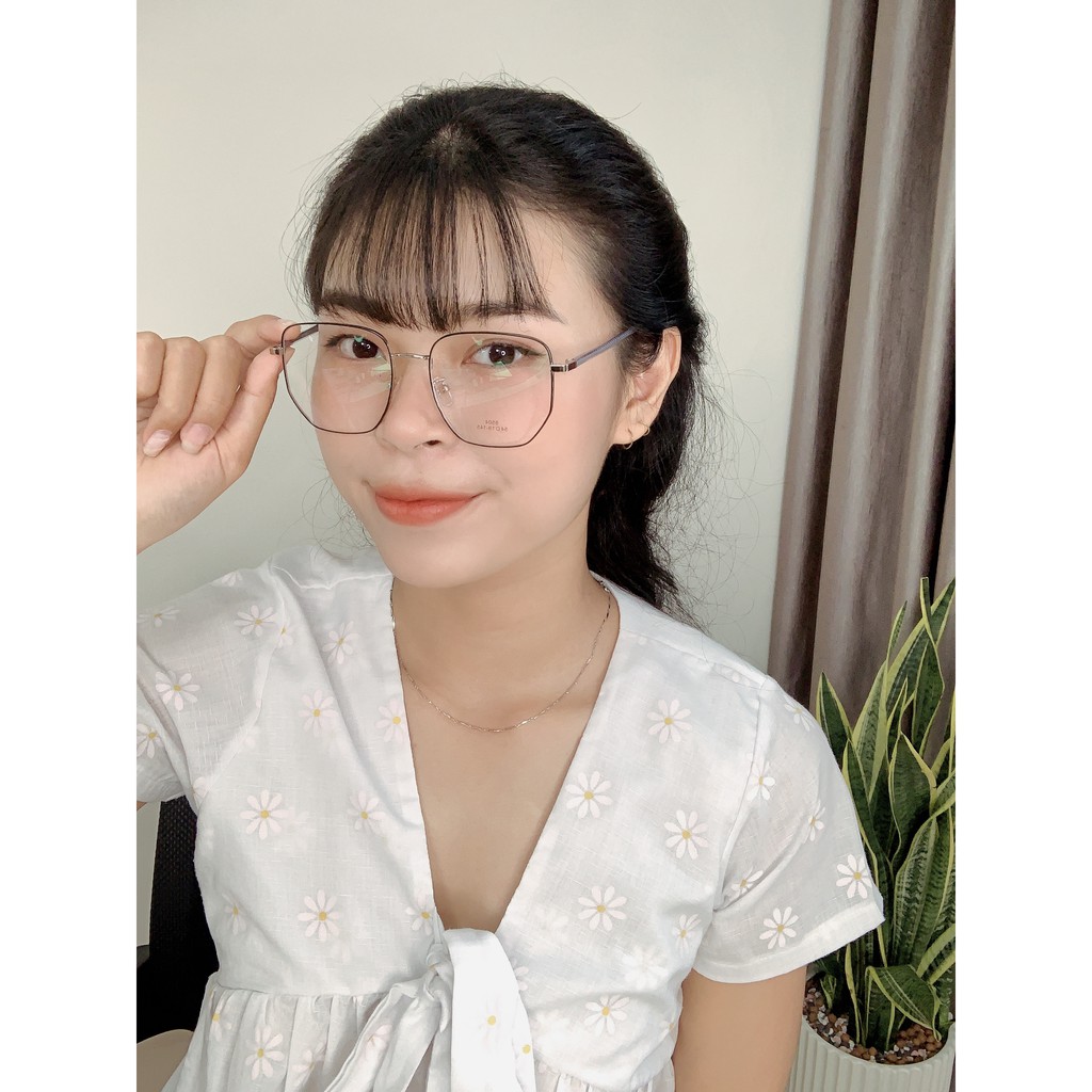 Gọng kính Vuông Hợp Kim Ouress 8504 Cực Nhẹ Dễ Thương
