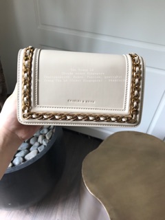 Túi xích size bé Charles and keith