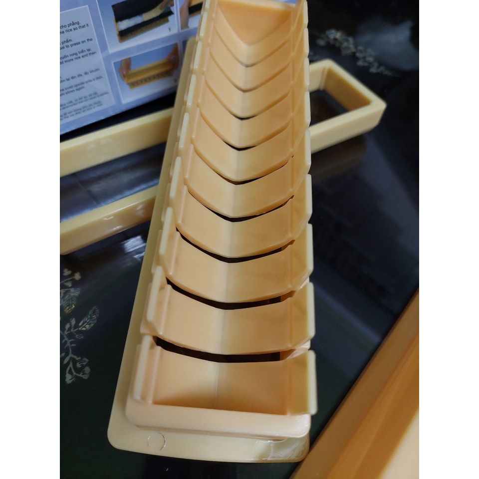 KHUÔN SUSHI NHỰA CAO CẤP HÌNH TIM - VT