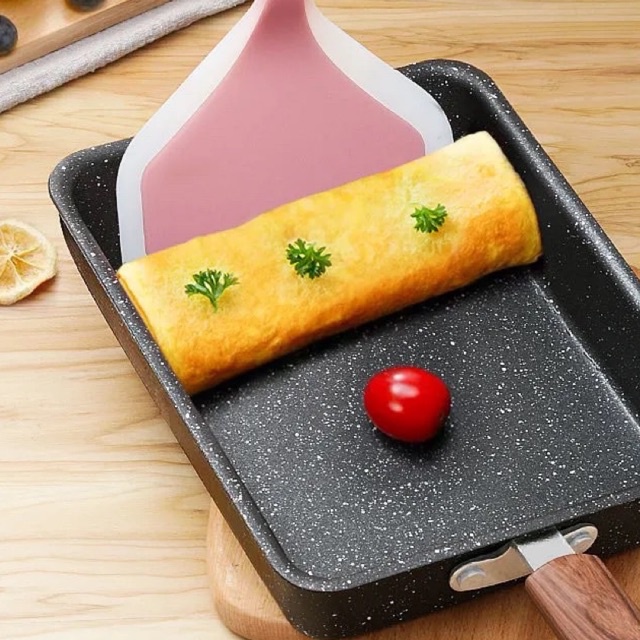 Chảo vuông đúc trứng phong cách Nhật Bản