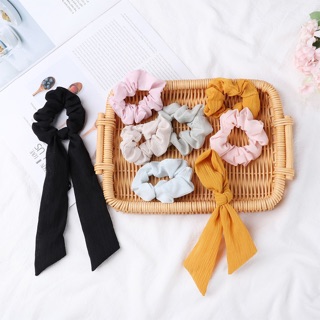 cột tóc scrunchies có dây nơ dài