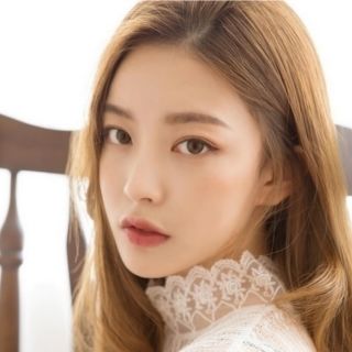 Thuốc nhuộm tóc màu nâu vàng ánh cảm tặng kèm oxy trợ nhuộm và bao tay xốp