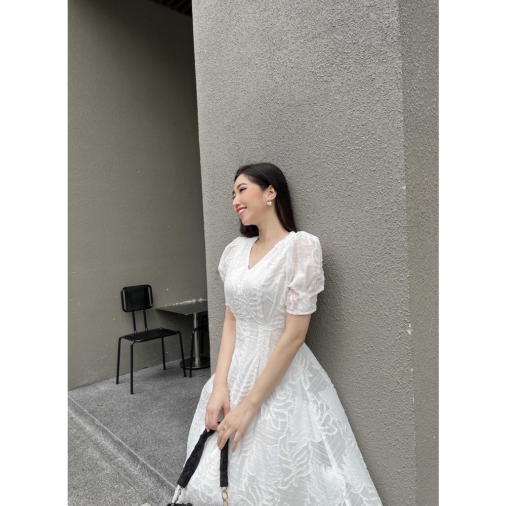 Đầm nữ dạo phố, dự tiệc cổ V, dáng xòe .siêu sang chãnh - TT002