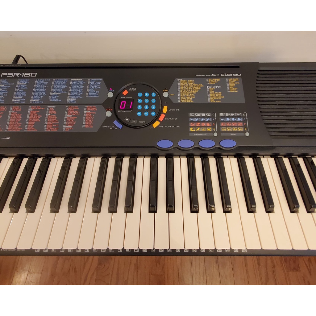 Đàn ocgan Yamaha psr180
