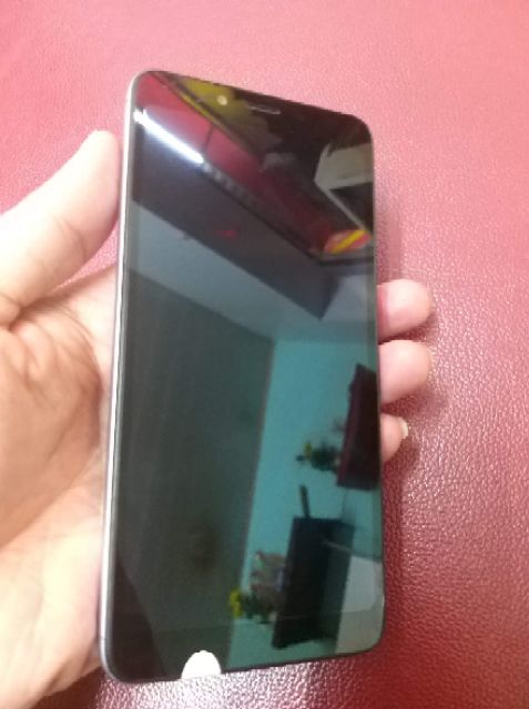 Điện thoại Xiaomi Redmi 6 2 sim ram 3/32gb có vân tay, full tiếng việt.