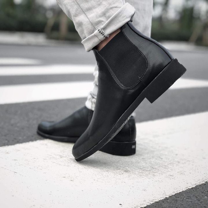 ( TẶNG LÓT TĂNG CHIỀU CAO) GIÀY DA NAM CHELSEA BOOT B002 DA LÌ MÀU ĐEN, ĐẾ CAO SU ĐÚC CAO 3-4CM DÀNH CHO NAM