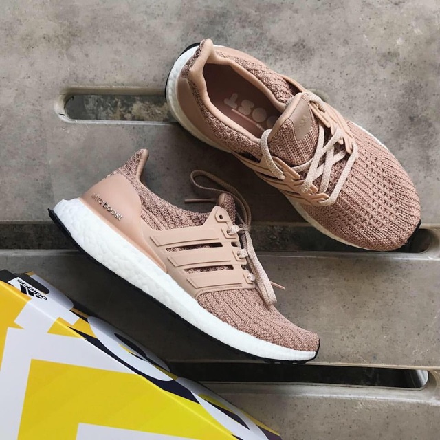 ultra boost 4.0 Women's Shoes Carousell Hong Kong