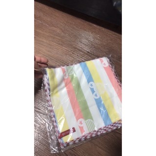 1 chiếc khăn sữa sợi tre Lee Kids