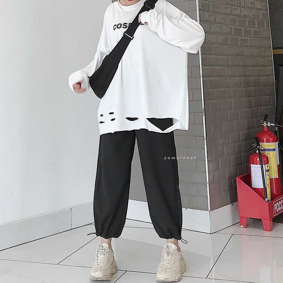 SQ009 - Bộ áo thun dài tay rách Cosmos form rộng và quần Jorgger đen gấu bo unisex, bộ áo phông trắng oversize quần dài