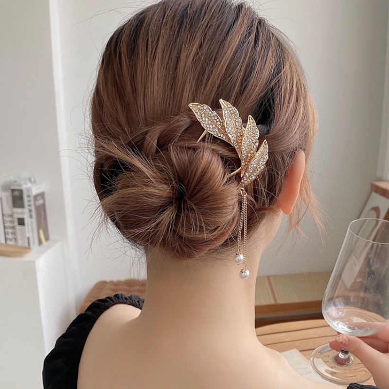 Kẹp Tóc Hình Cánh Thiên Thần Đính Đá Phối Tua Rua Thời Trang