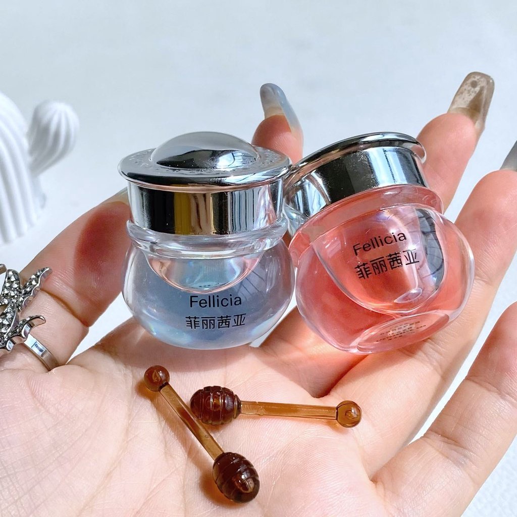 Son dưỡng môi Fellicia Hương dâu tây và việt quất dưỡng môi căng mọng