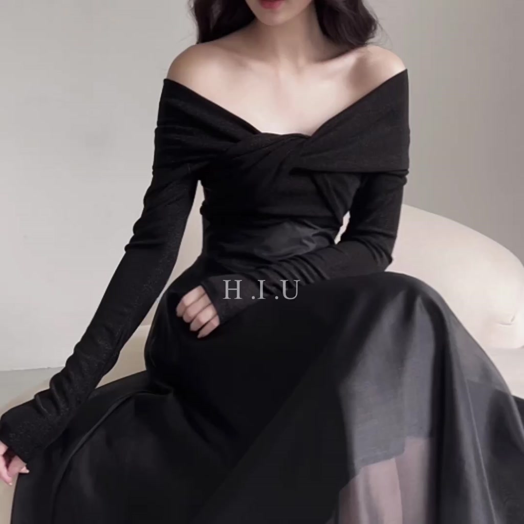 Áo len nữ ánh nhũ trễ vai Gina Top H.I.U Fashion , cách điệu thiết kế trendy dáng ôm body HIU design | BigBuy360 - bigbuy360.vn