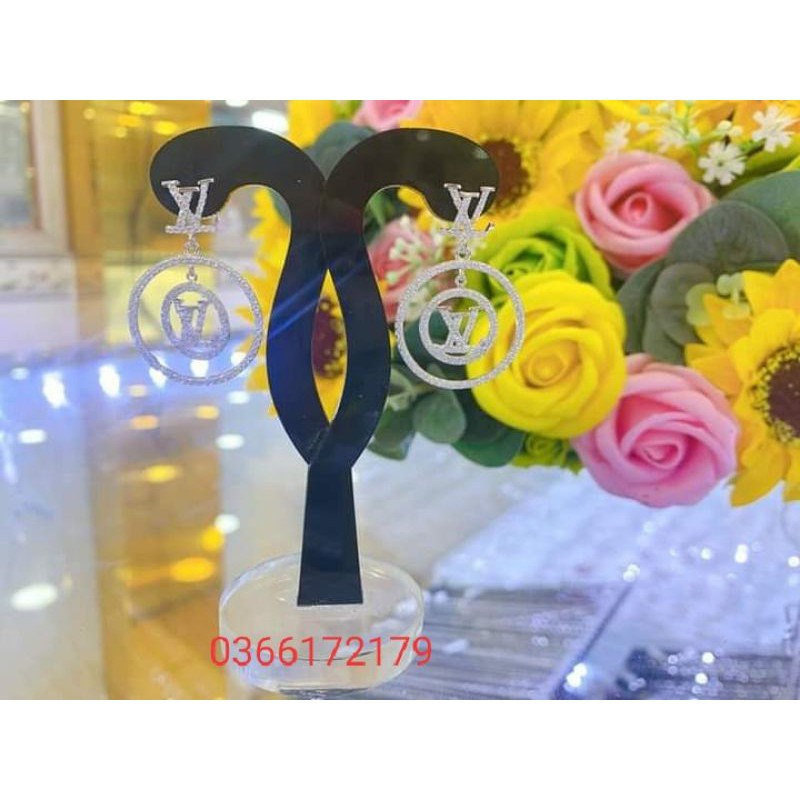 Đế trưng bông tai dạng uốn