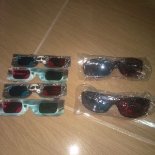 Kính xem phim 3D