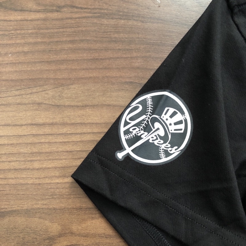 Áo thun New Era x Thisisneverthat