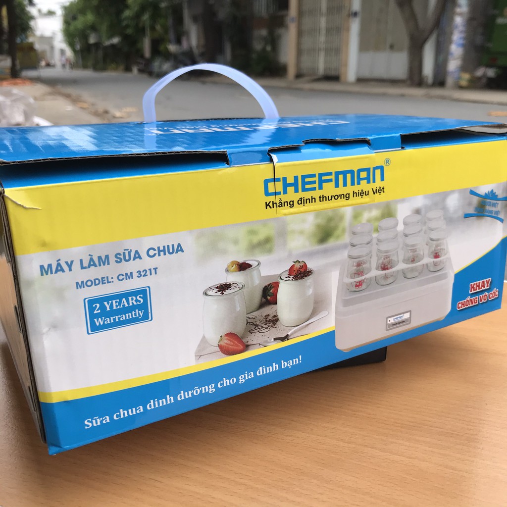 [SUMMER SALES] Máy Làm Sữa Chua Tự Động tặng kèm 12 Cốc Thủy Tinh Chefman CM-321T có hình thật