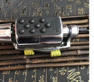 Máy Massage Đeo Tay Phú Quý