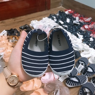 Giày lười old navy
