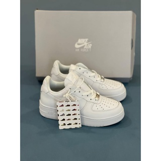 Giày thể thao trắng full nam nữ, đầy đủ bill box phụ kiện đi kèm