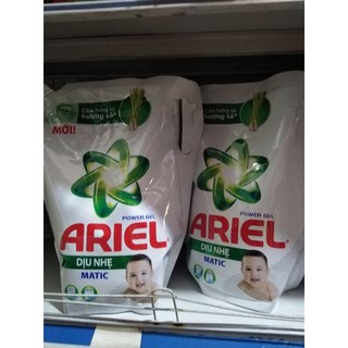Nước giặt ariel dịu nhẹ túi 2.15l