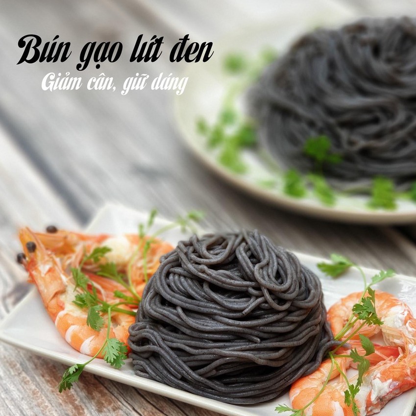 Bún gạo lứt đen hữu cơ giảm cân ăn kiêng bịch 500g by Lee's Farm | BigBuy360 - bigbuy360.vn
