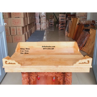 Bàn thờ treo tường gỗ tràm bông vàng 50cm – vàng nhạt