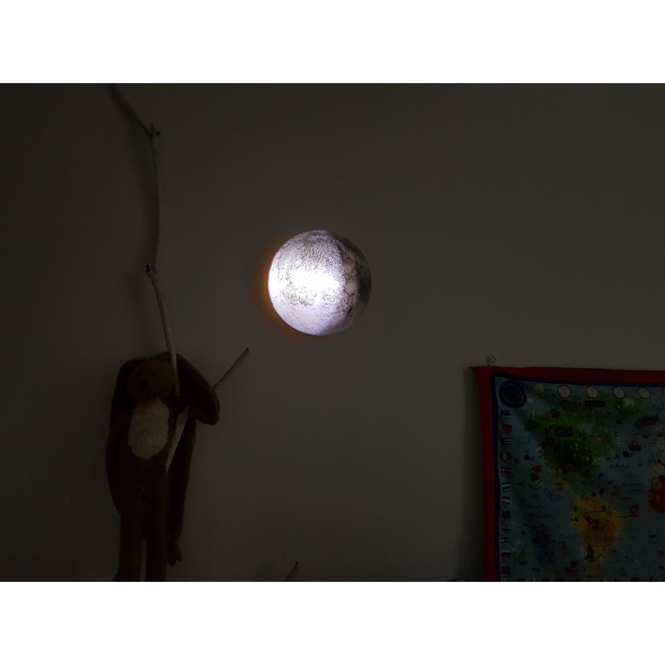 Đèn ngủ mặt trăng