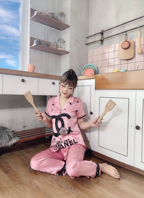 Bộ ngủ lụa in 3D cao cấp tay cộc quần dài