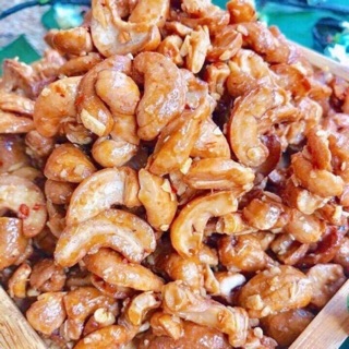 Hạt điều Bình Phước rang mắm tỏi ớt HŨ 500G