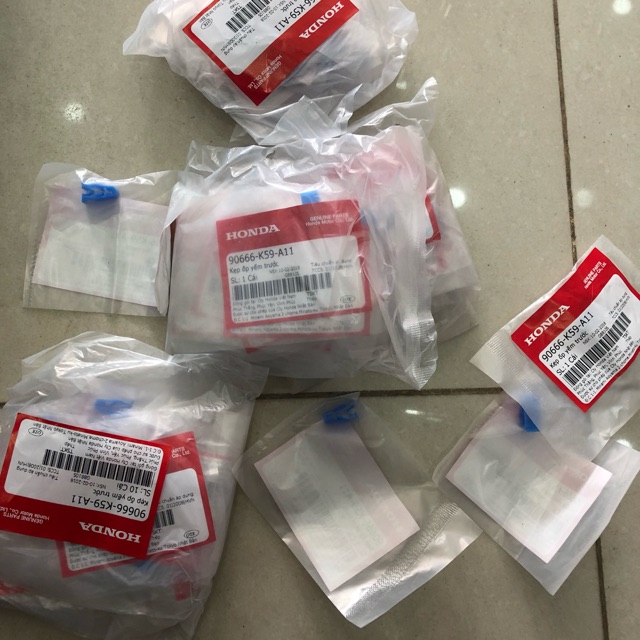 Kẹp Xanh Nẫy Nhựa Dùng Cho Xe Máy