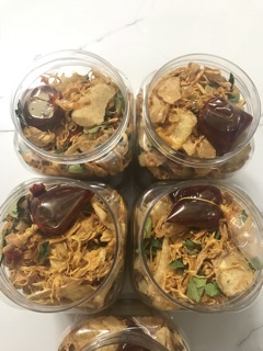 Khoai lang lắc khô gà