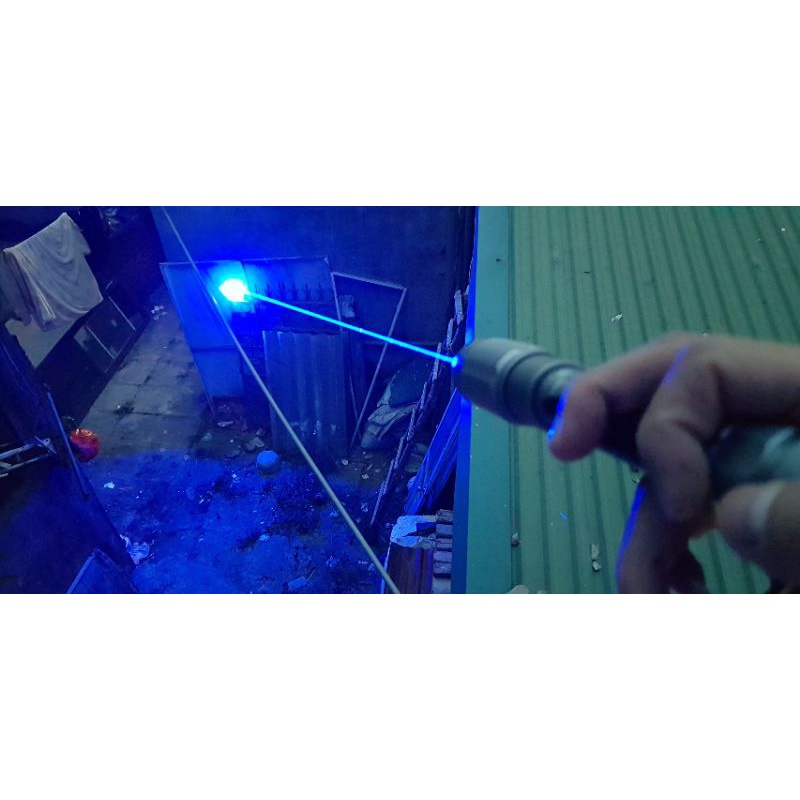 Laser blue 2.2-3w tặng kèm thấu kính G2, pin, sạc