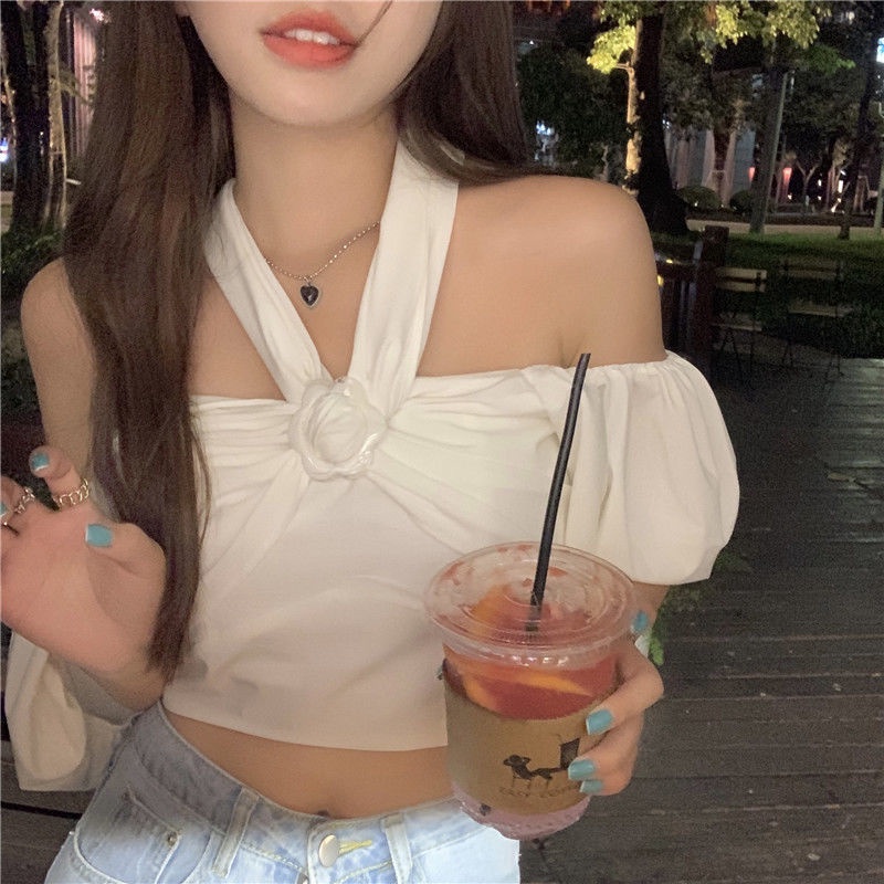 Áo kiểu tay ngắn trễ vai dáng ôm phong cách cổ điển quyến rũ | BigBuy360 - bigbuy360.vn