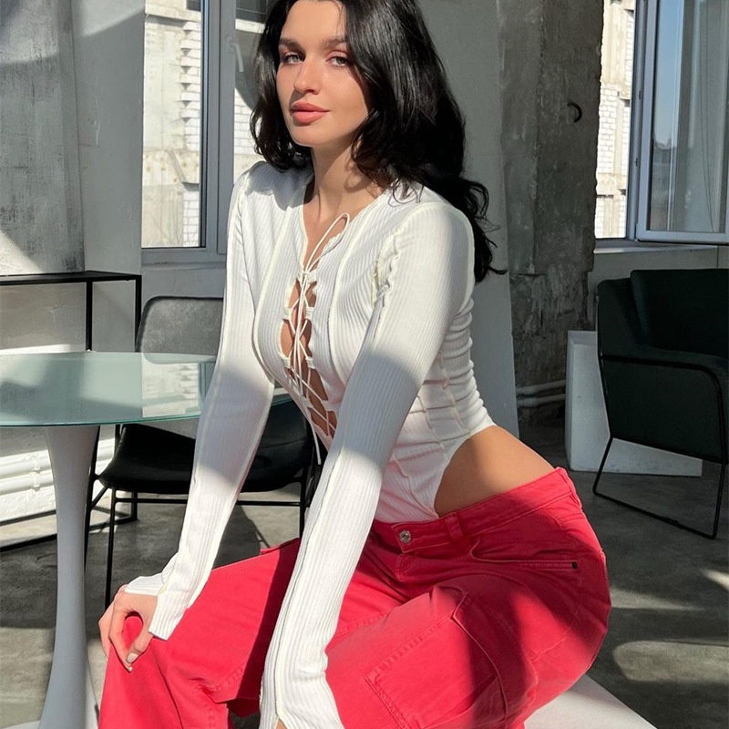 Jumpsuit Tay Dài Màu Trơn Thiết Kế Dây Đan Chéo Quyến Rũ