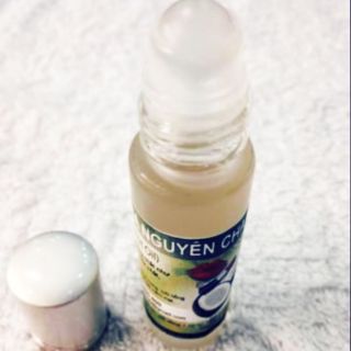 Son dưỡng môi dầu dừa nguyên chất dạng bi lăn