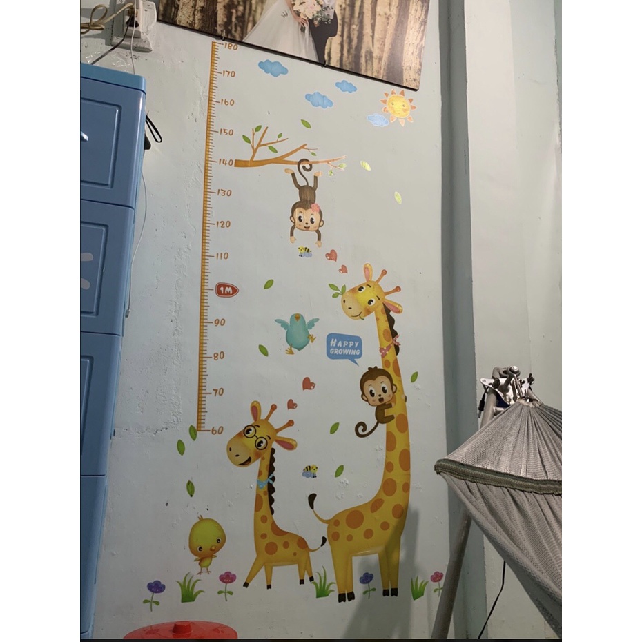 Tranh Decal Dán Tường Cho Bé (QUÁ RẺ) - Hình Đo Chiều Cao có sẵn lớp keo phía sau Cho Bé TE22