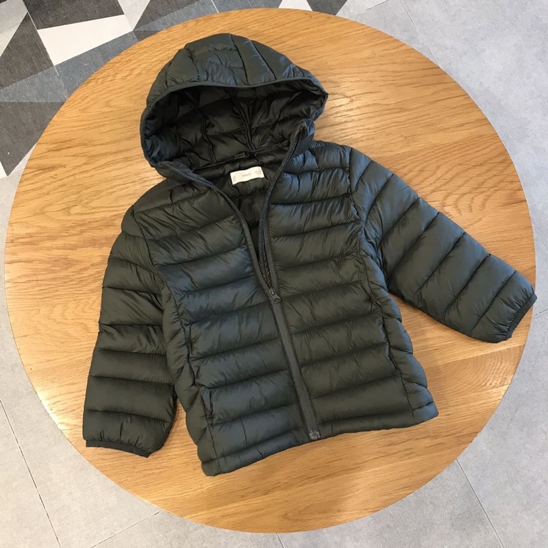 Áo phao siêu nhẹ Mang.o cho bé trai có 4 màu size từ 20-45 cân