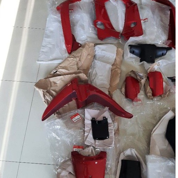 Bộ nhựa dàn dàn áo xe WAVE thái 110 đỏ đen zin honda