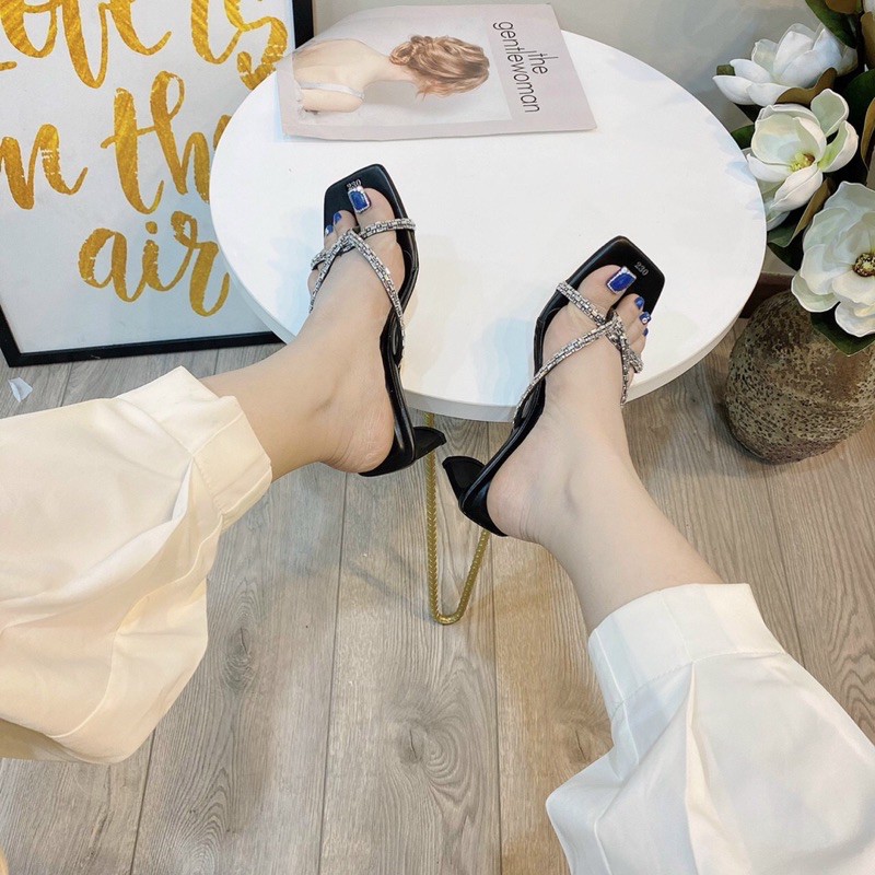 Guốc kẹp 3 dây hột đá gót dẹp 4p