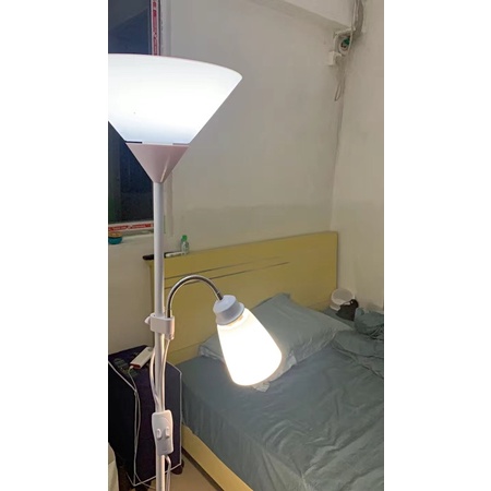 Đèn cây đứng trang trí 2 nhánh kèm 2 bóng led